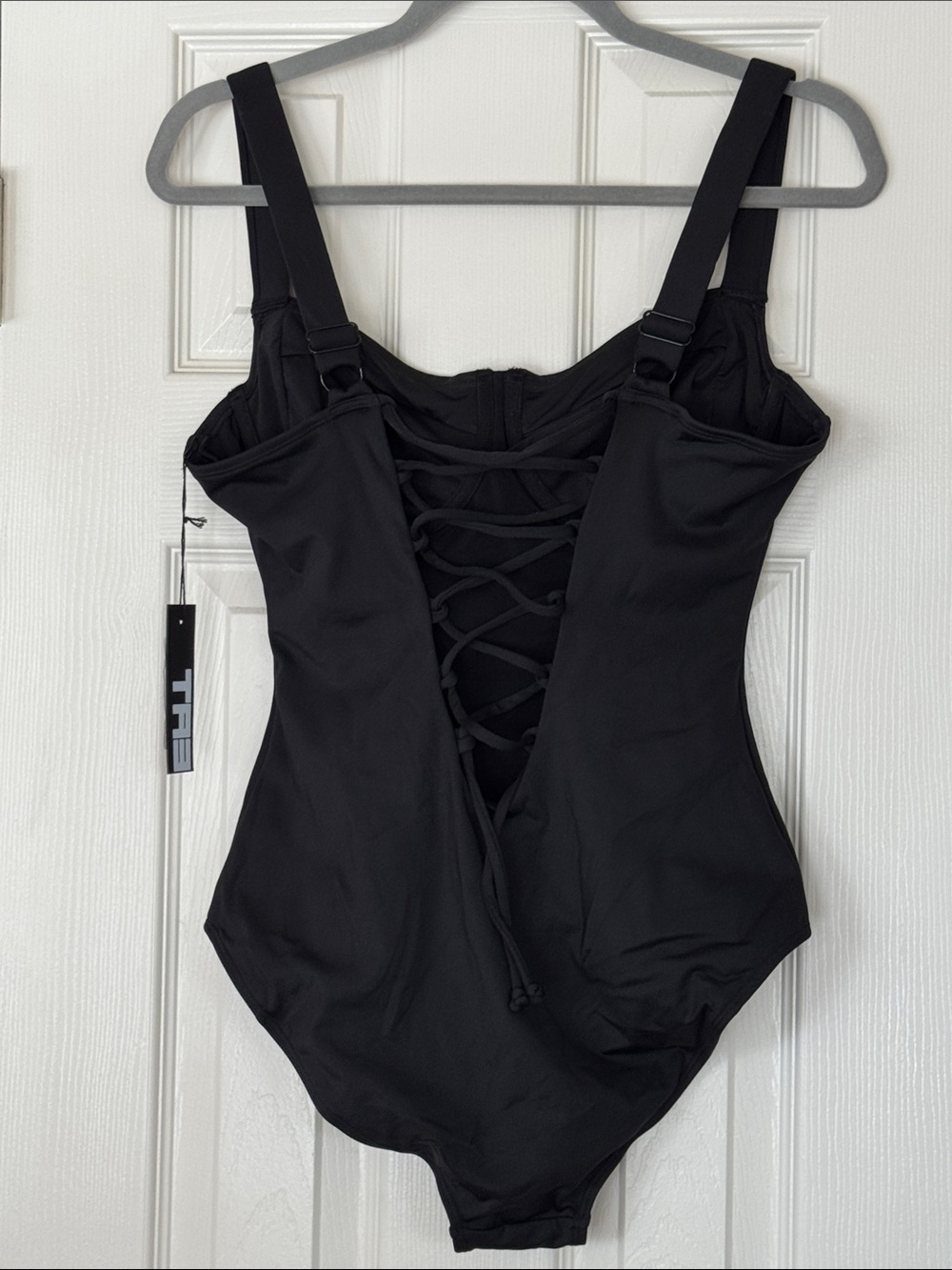 $188 TA3 Lifty One Piece Swimsuit Black M/Regular Long D/DD Cup NWT - Picture 7 of 13